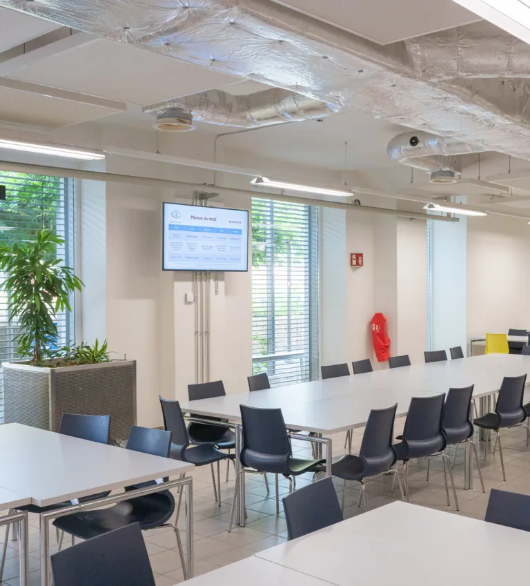 RENENS_CAFETERIA_DSC_3571